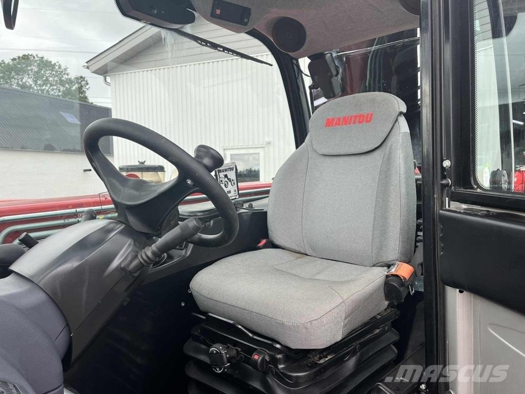 Manitou MT733 伸縮臂操作車