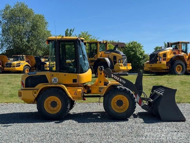 Volvo L 35 G 輪胎式裝載機