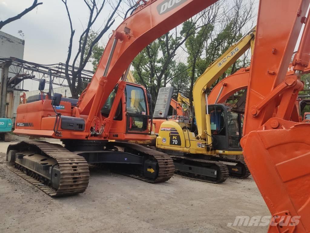 Doosan dx300 履帶式 挖土機/掘鑿機/挖掘機