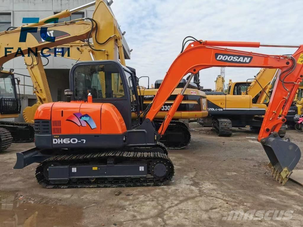 Doosan DH 60-7 小型挖土機/掘鑿機<7t(小型挖掘機)