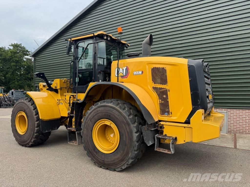 CAT 966 M 輪胎式裝載機