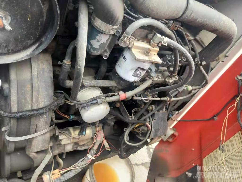 Bobcat S 300 滑移轉向裝載機