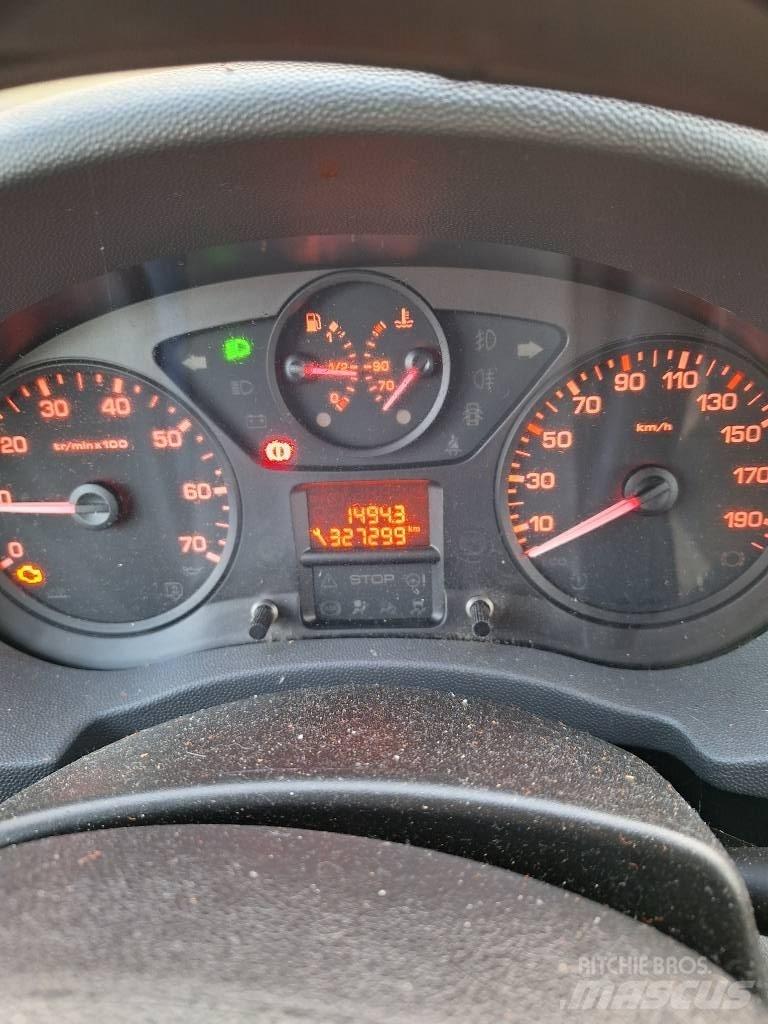 Citroën Jumpy 汽車