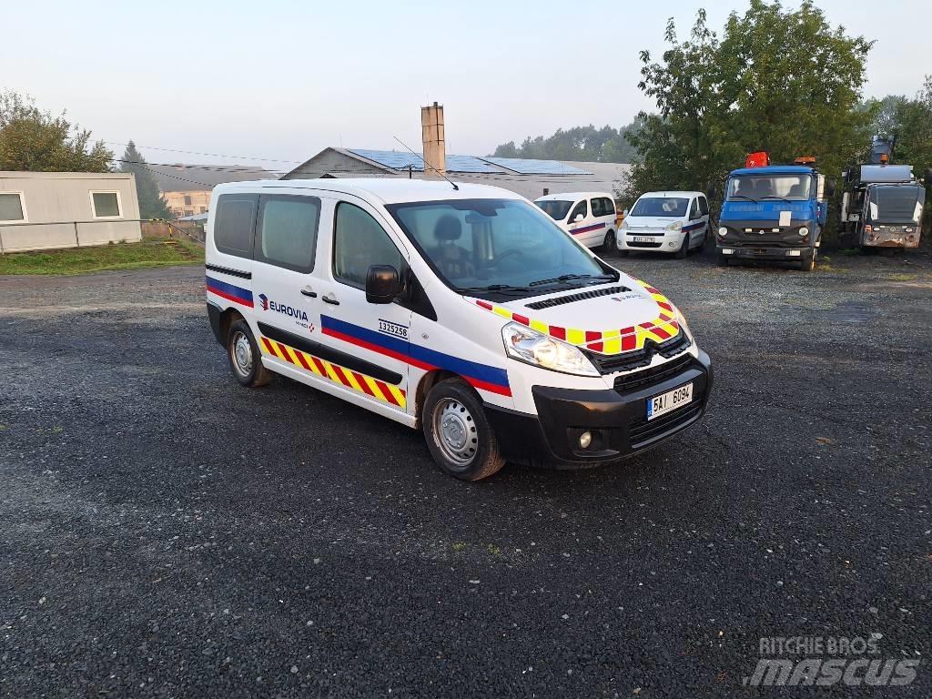 Citroën Jumpy 汽車