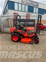 Kubota ZD 1211 騎乘式割草機