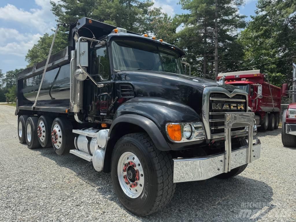 Mack Granite CV 713 傾卸式卡車