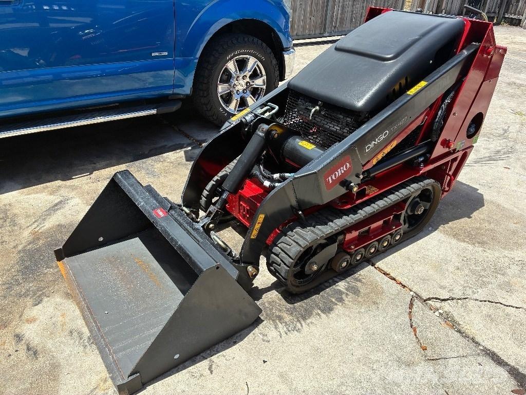 Toro TX427 滑移轉向裝載機