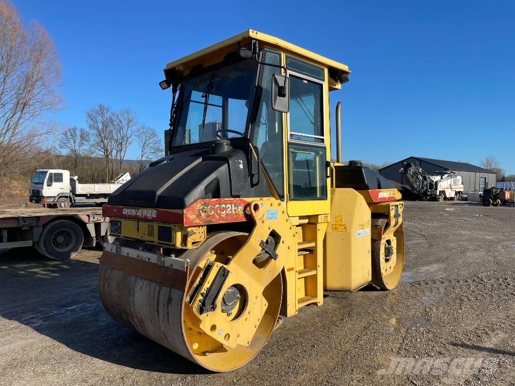 Dynapac CC 232 HF 雙輪滾壓機