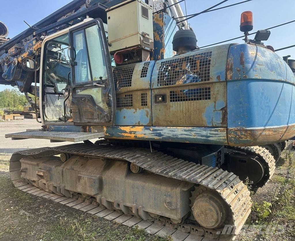 Bauer BG 15 H 重型鑽孔機