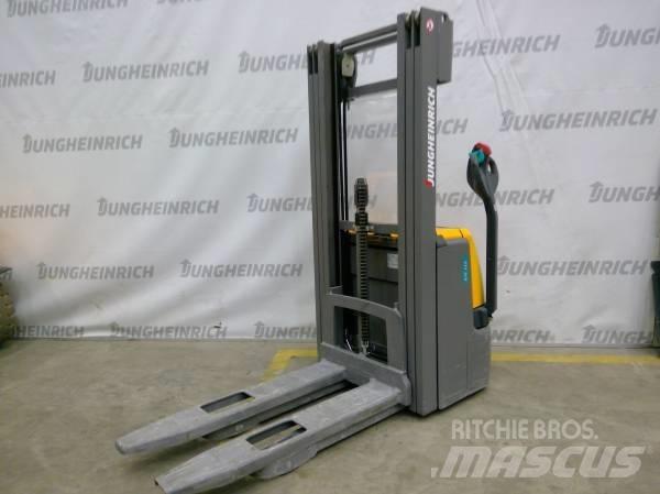 Jungheinrich EJC 112 行走控制式堆積機