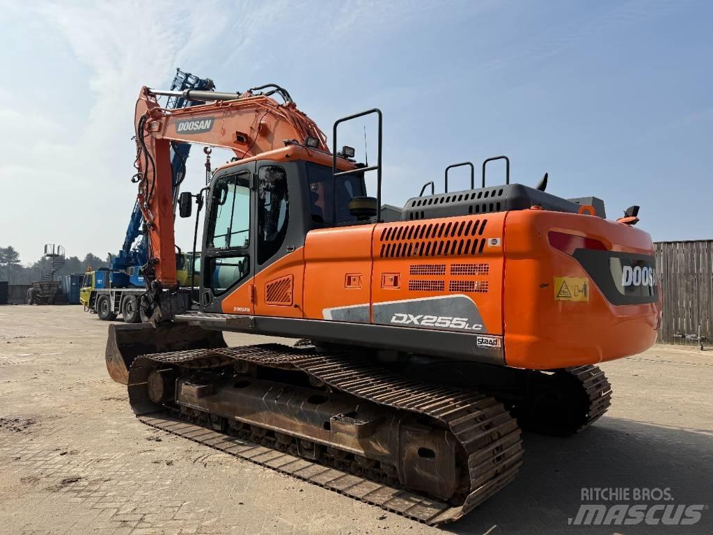 Doosan DX 255 LC-5 履帶式 挖土機/掘鑿機/挖掘機