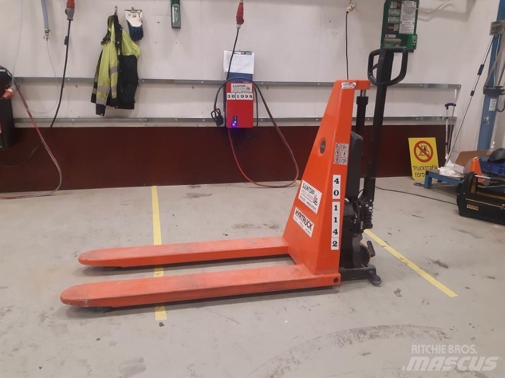 BT HHL100 低架升降機