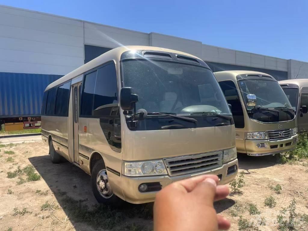 Toyota Coaster 公路客運汽車