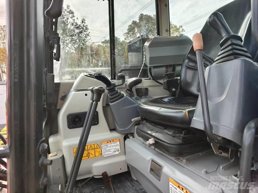 Yanmar Vio 55-5 B 小型挖土機/掘鑿機<7t(小型挖掘機)