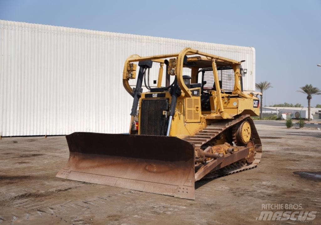 CAT D 6 R 履帶推土機