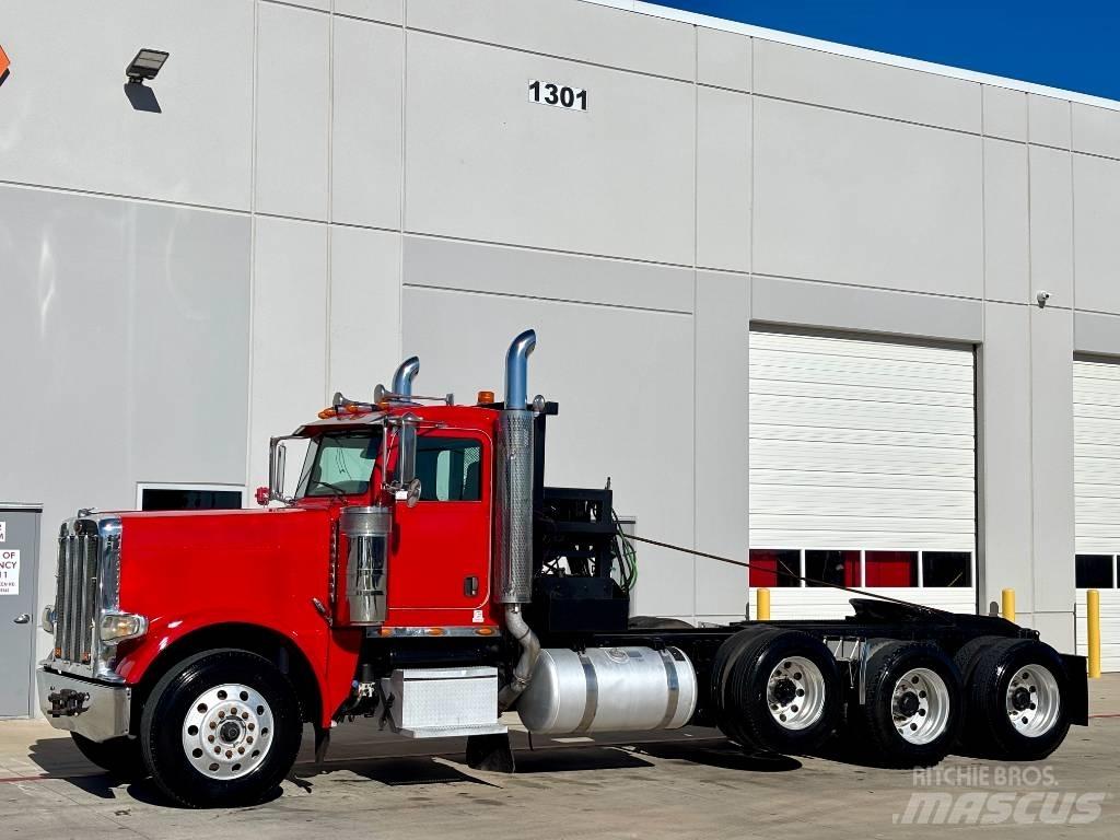 Peterbilt 388 曳引機組件