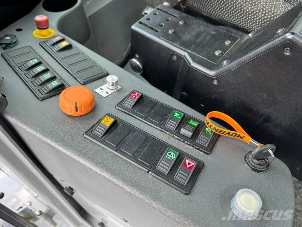 Paus SL 9088 輪胎式裝載機