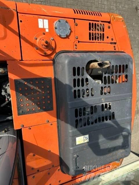 Hitachi ZX 160 W 旋轉式挖土機/掘鑿機/挖掘機