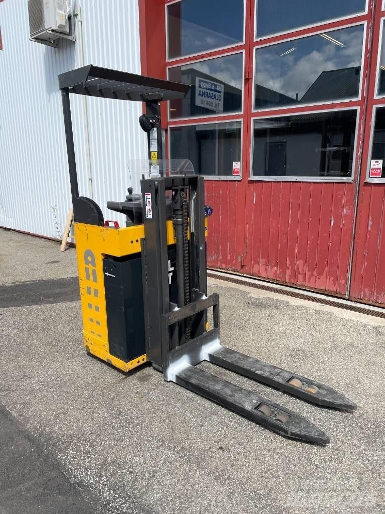 Atlet A160 自走式堆積機
