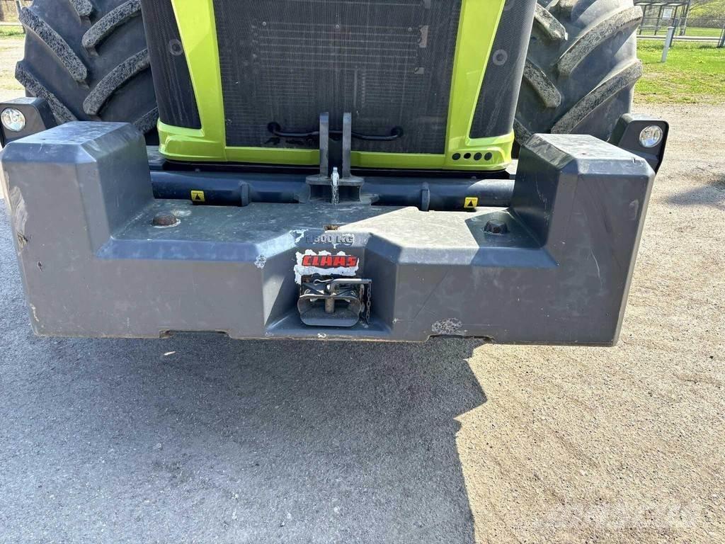 CLAAS Xerion 5000 曳引機