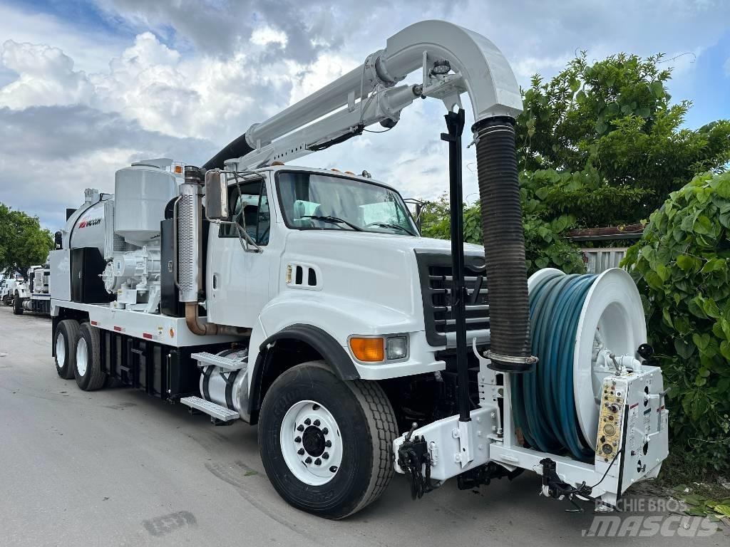 Sterling LT 8500 組合/真空油槽車