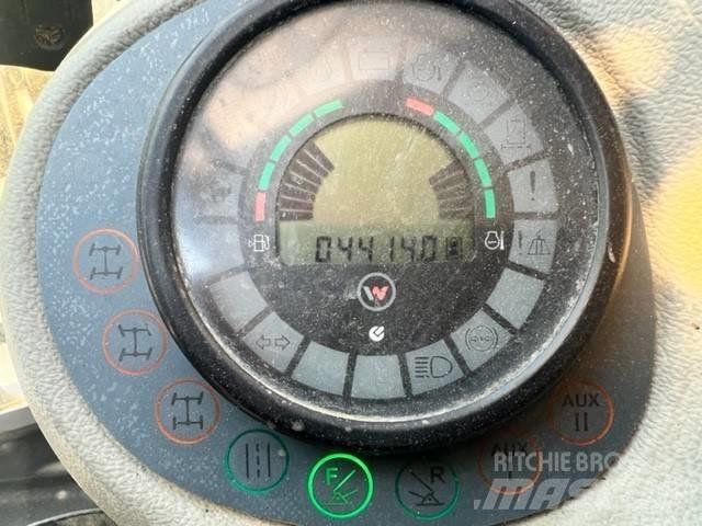 Neuson 9503 旋轉式挖土機/掘鑿機/挖掘機