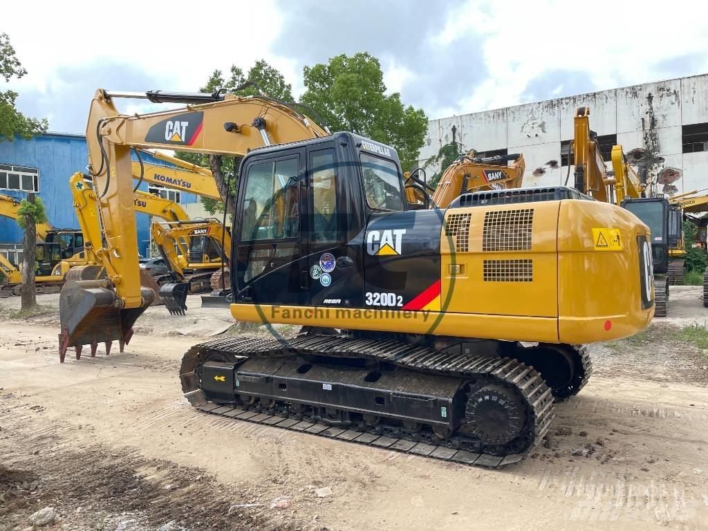 CAT 320 D 2 中型挖土機/掘鑿機/挖掘機 7t-12t