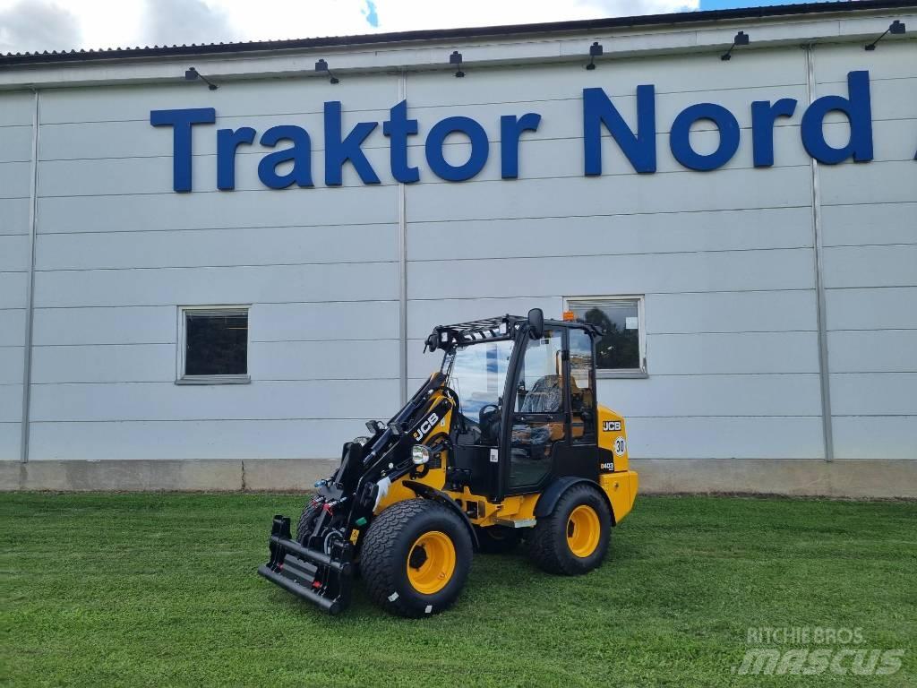 JCB 403 Plus 滑移轉向裝載機