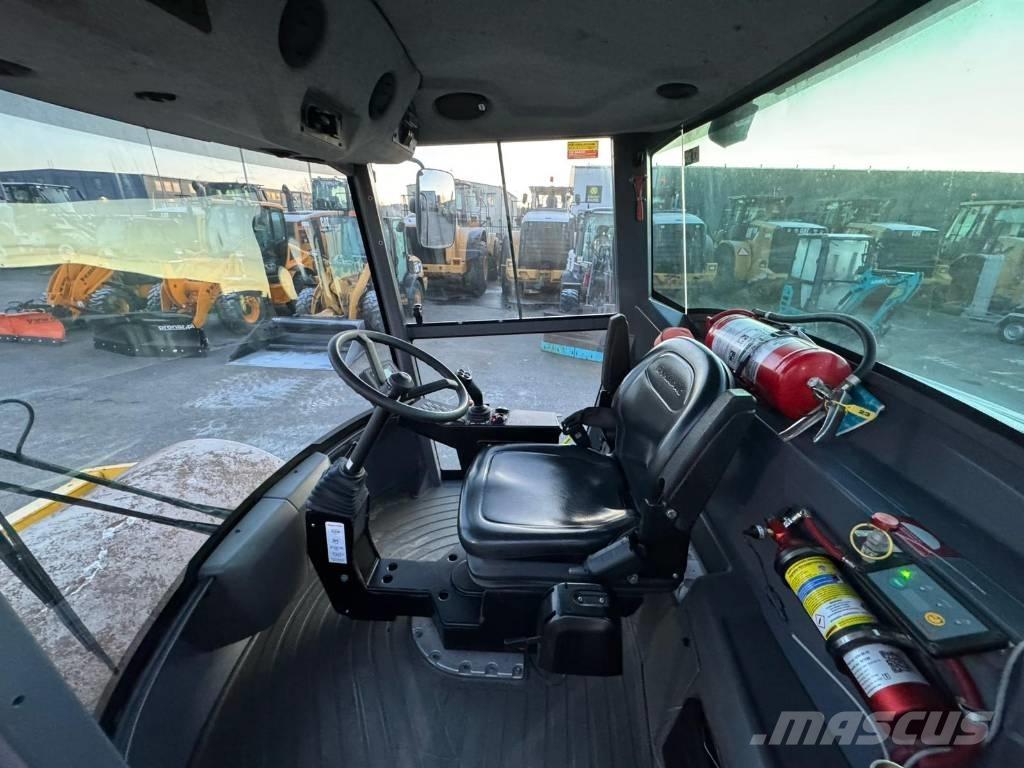 Dynapack CA1500D 單輪滾壓機