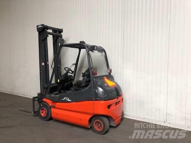 Linde E25-02 電動堆高機