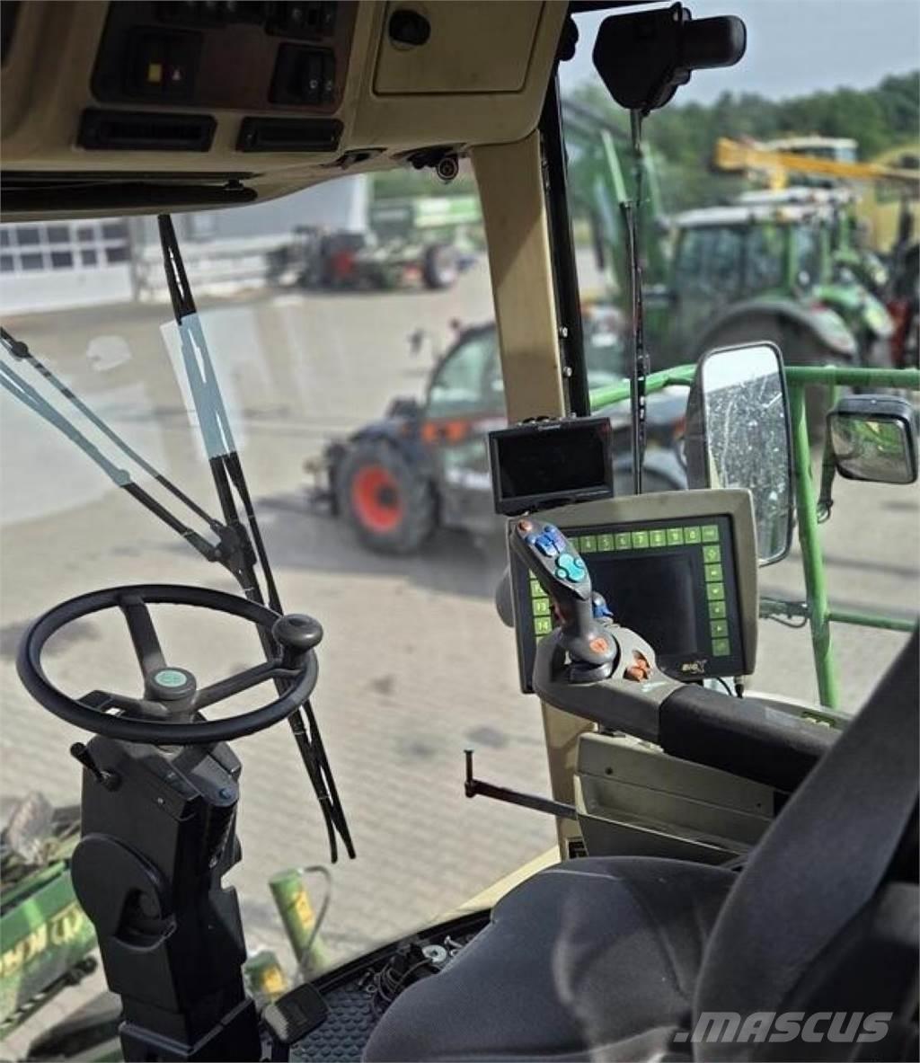 Krone Big X 650 自走式飼料採集機