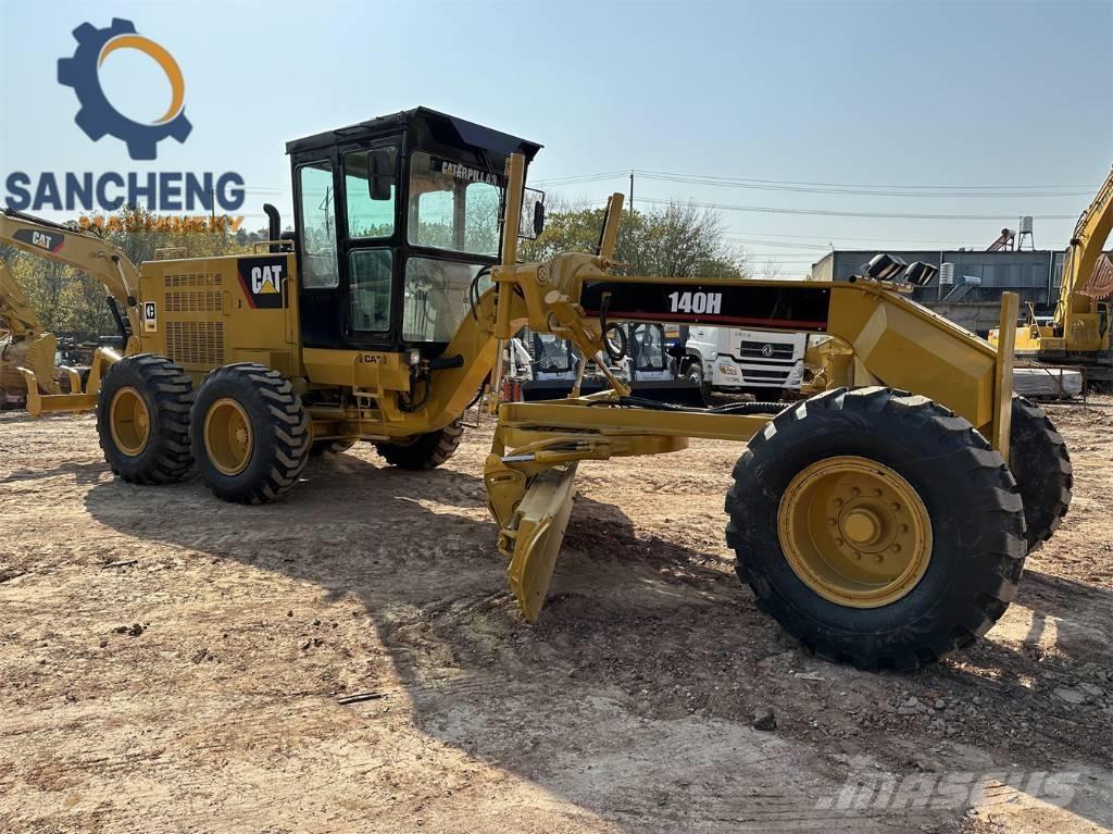 CAT 140 H 平土機