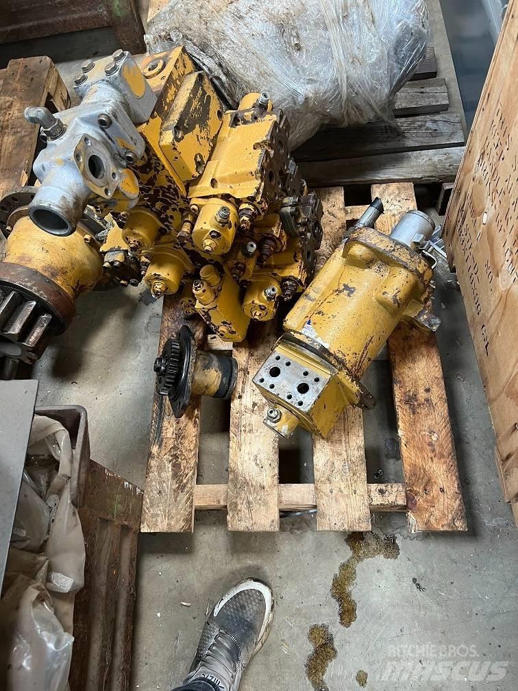 CAT 213 B LC valve 履帶式 挖土機/掘鑿機/挖掘機
