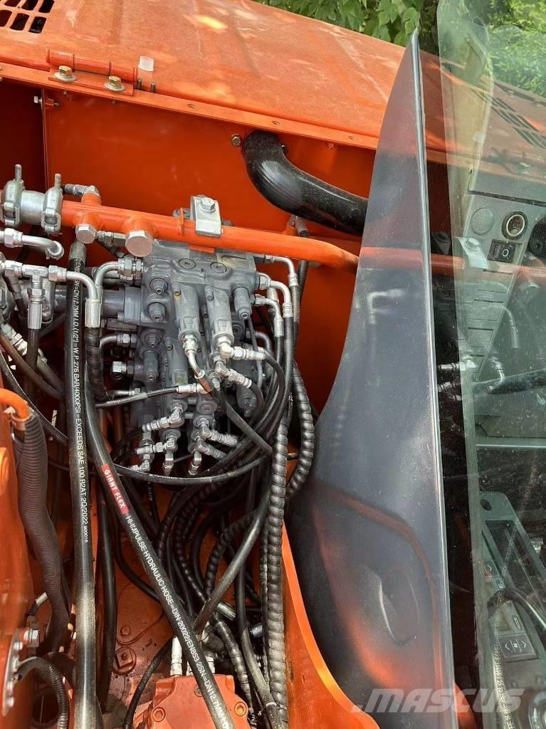 Hitachi ZX60 小型挖土機/掘鑿機<7t(小型挖掘機)