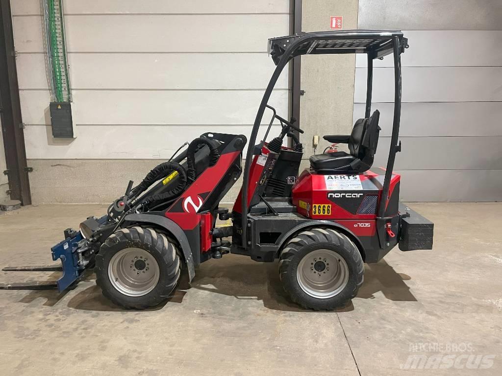 Norcar 7035 輪胎式裝載機