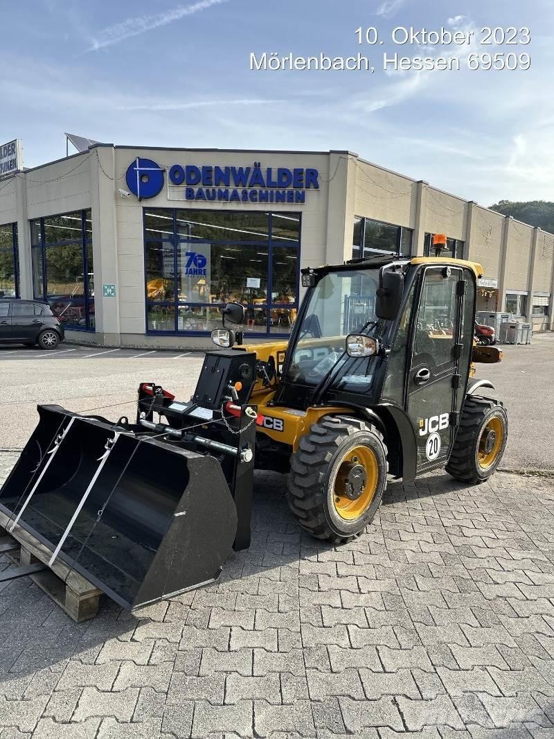 JCB 514-40 CON 伸縮臂操作車