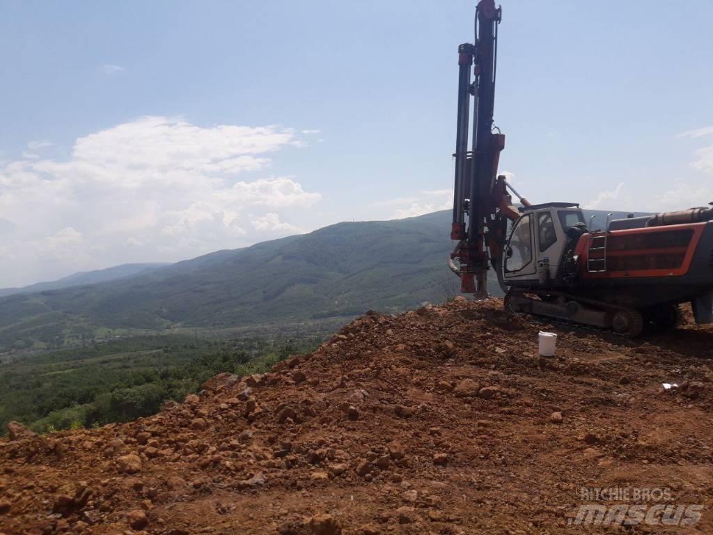 Sandvik DI 500 重型鑽孔機