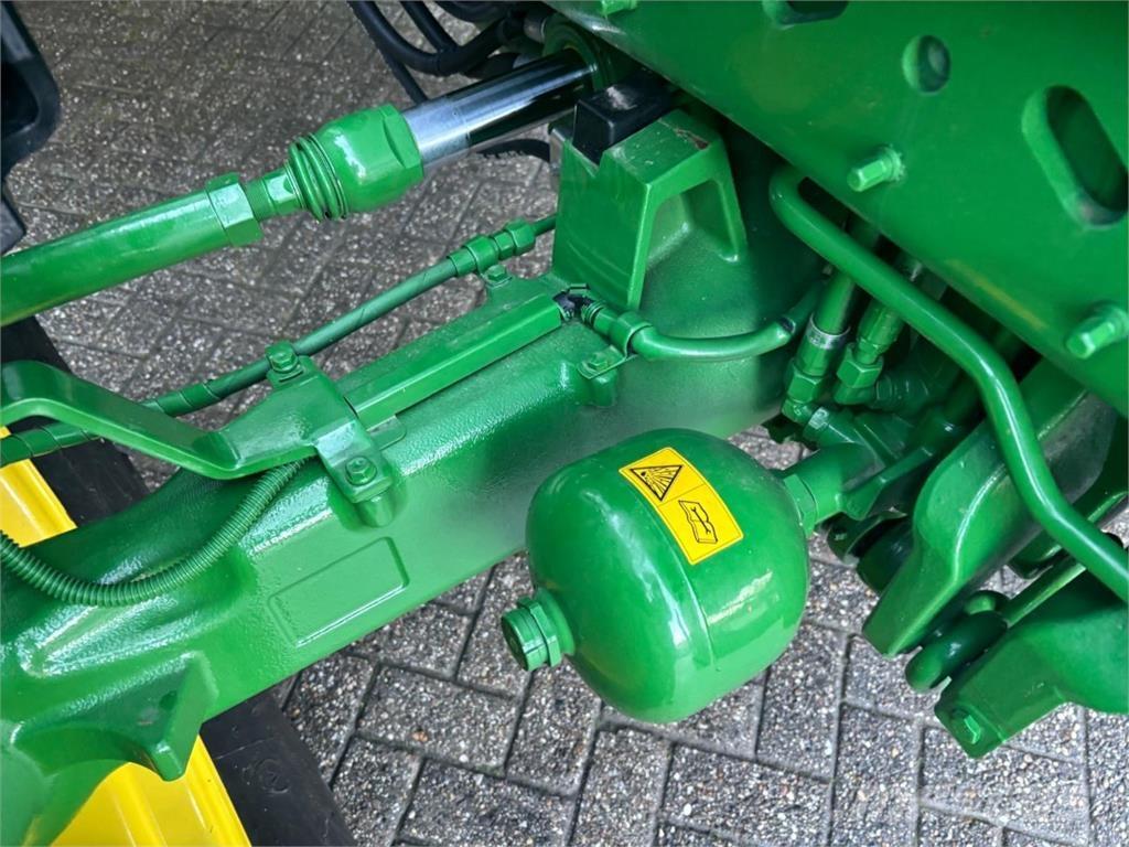 John Deere 6M185 曳引機