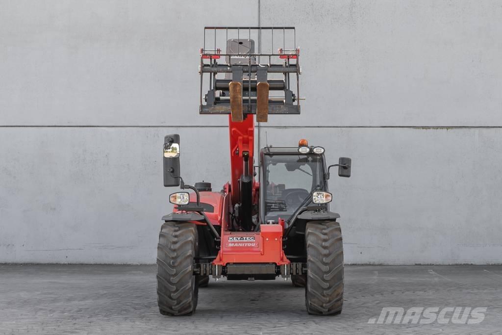 Manitou MT 930 伸縮臂操作車