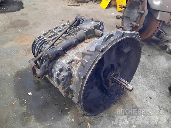 ZF 6S890 齒輪箱