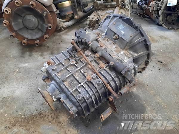 ZF 6S890 齒輪箱
