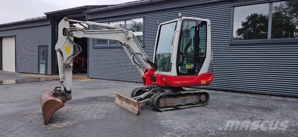 Takeuchi TB228 小型挖土機/掘鑿機<7t(小型挖掘機)