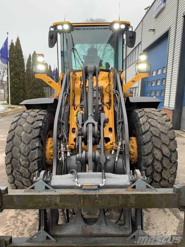 Volvo L70H 輪胎式裝載機