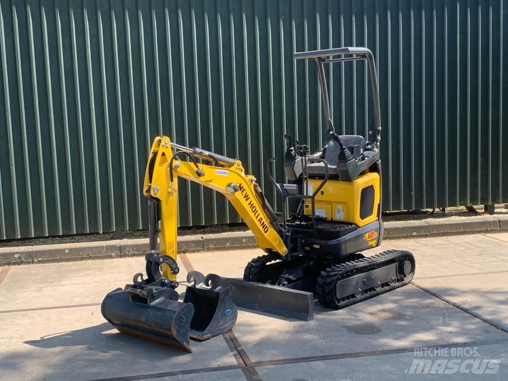 New Holland E12D 小型挖土機/掘鑿機<7t(小型挖掘機)