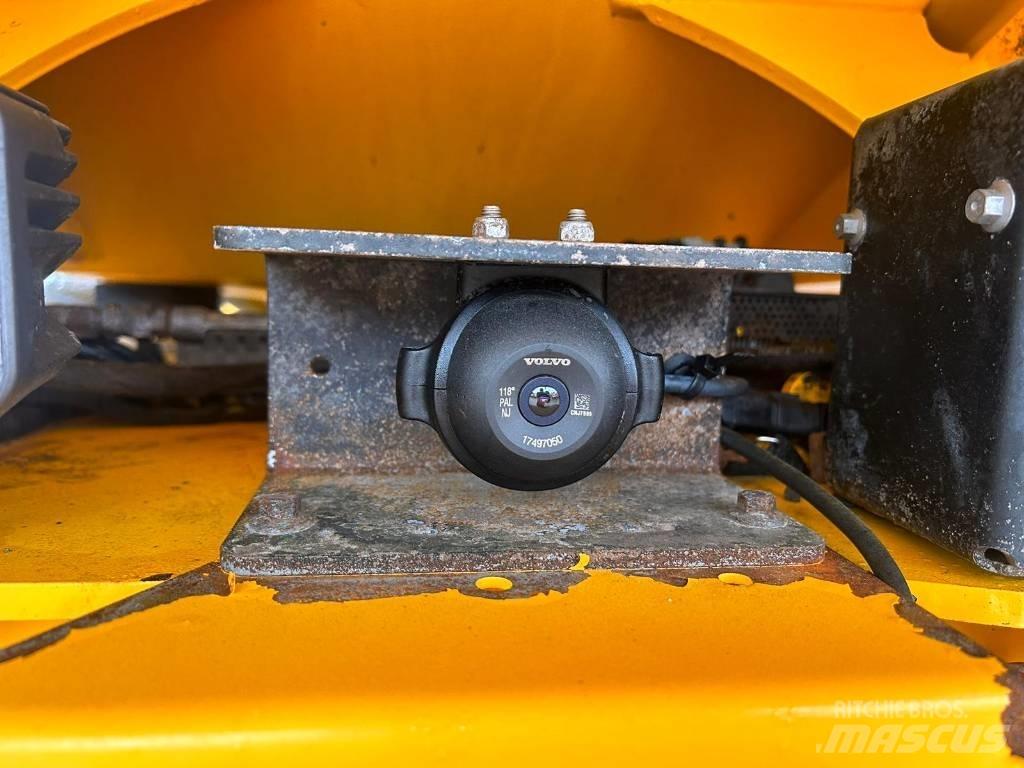 Volvo A30G 鉸接式起吊車