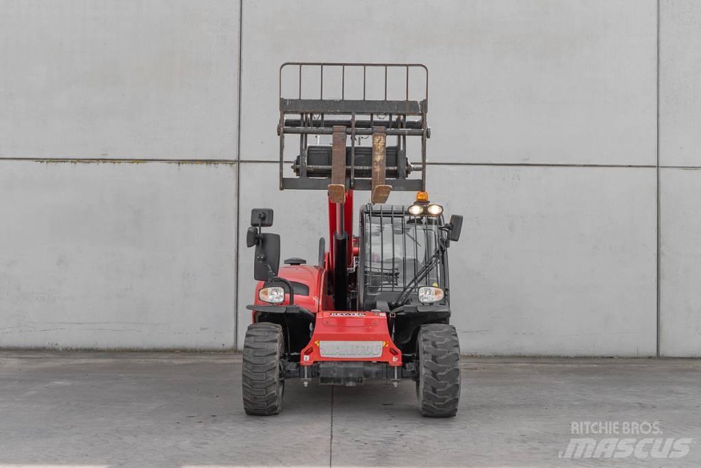 Manitou MT 625 伸縮臂操作車
