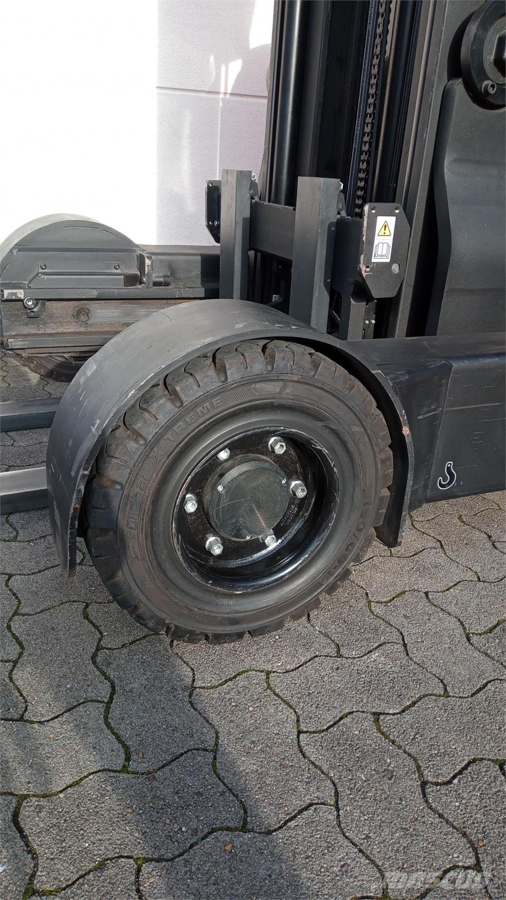 Toyota RRE160HR 前伸式堆高機(叉車)