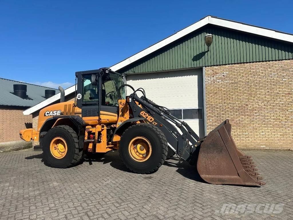 CASE 621D XT 輪胎式裝載機