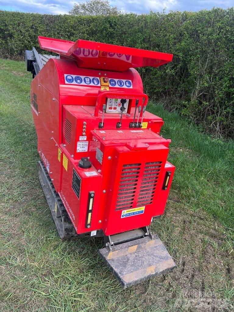 Red Rhino 4000 破碎機