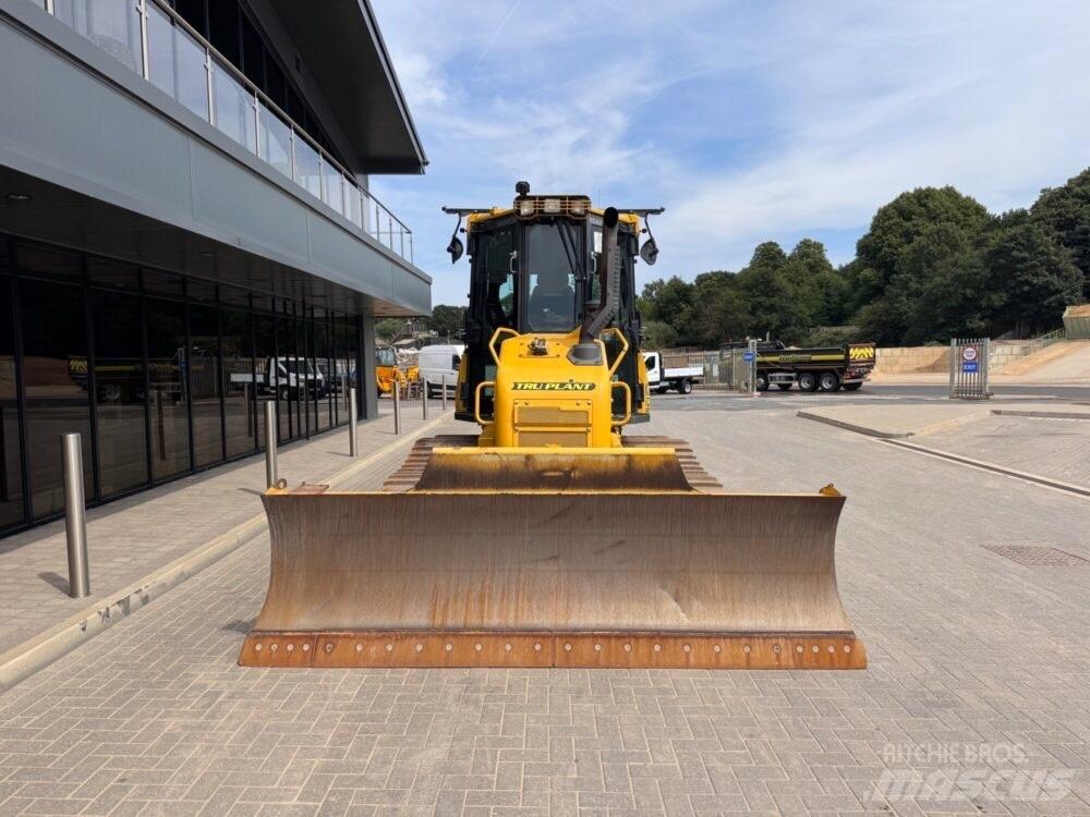 Komatsu D37PXi-24 履帶推土機